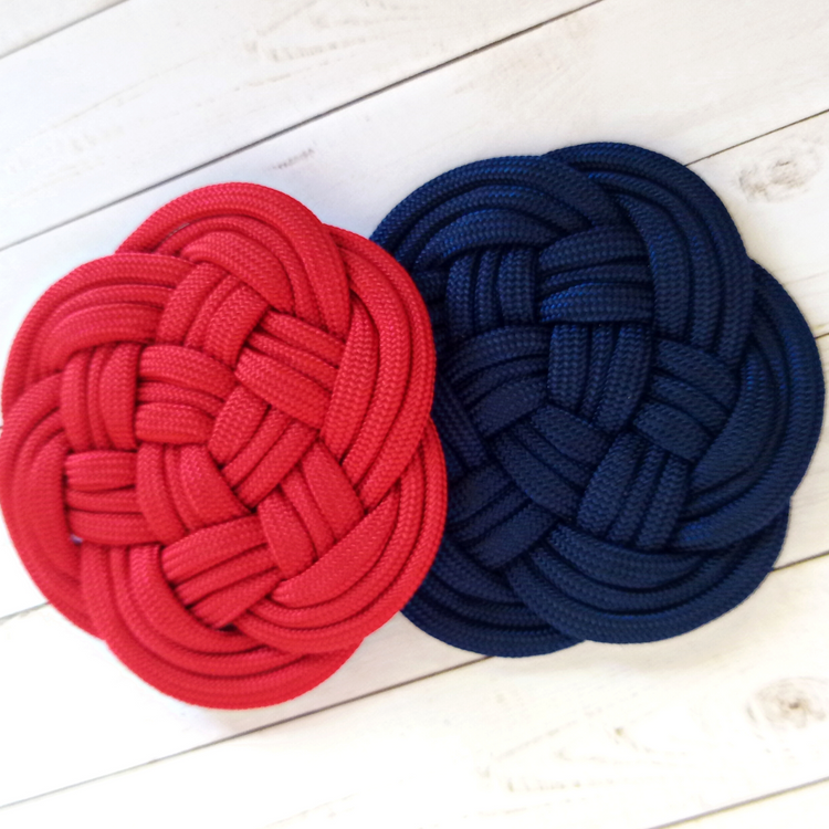 Marine et rouge