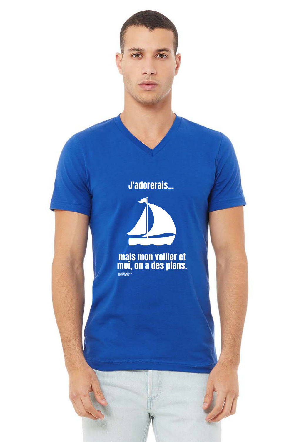 T-shirt unisexe col en V - J'adorerais... mais mon voilier et moi, on a des plans - Visuel blanc