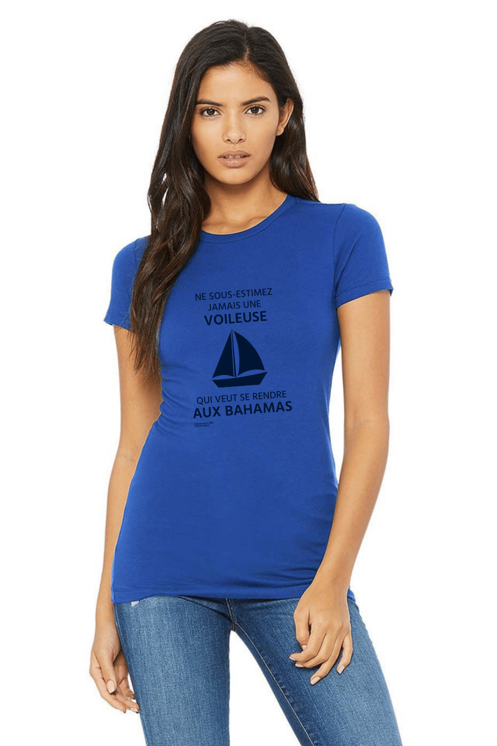 T-shirt femme - Ne sous-estimez jamais une voileuse qui veut se rendre aux Bahamas - Visuel marine