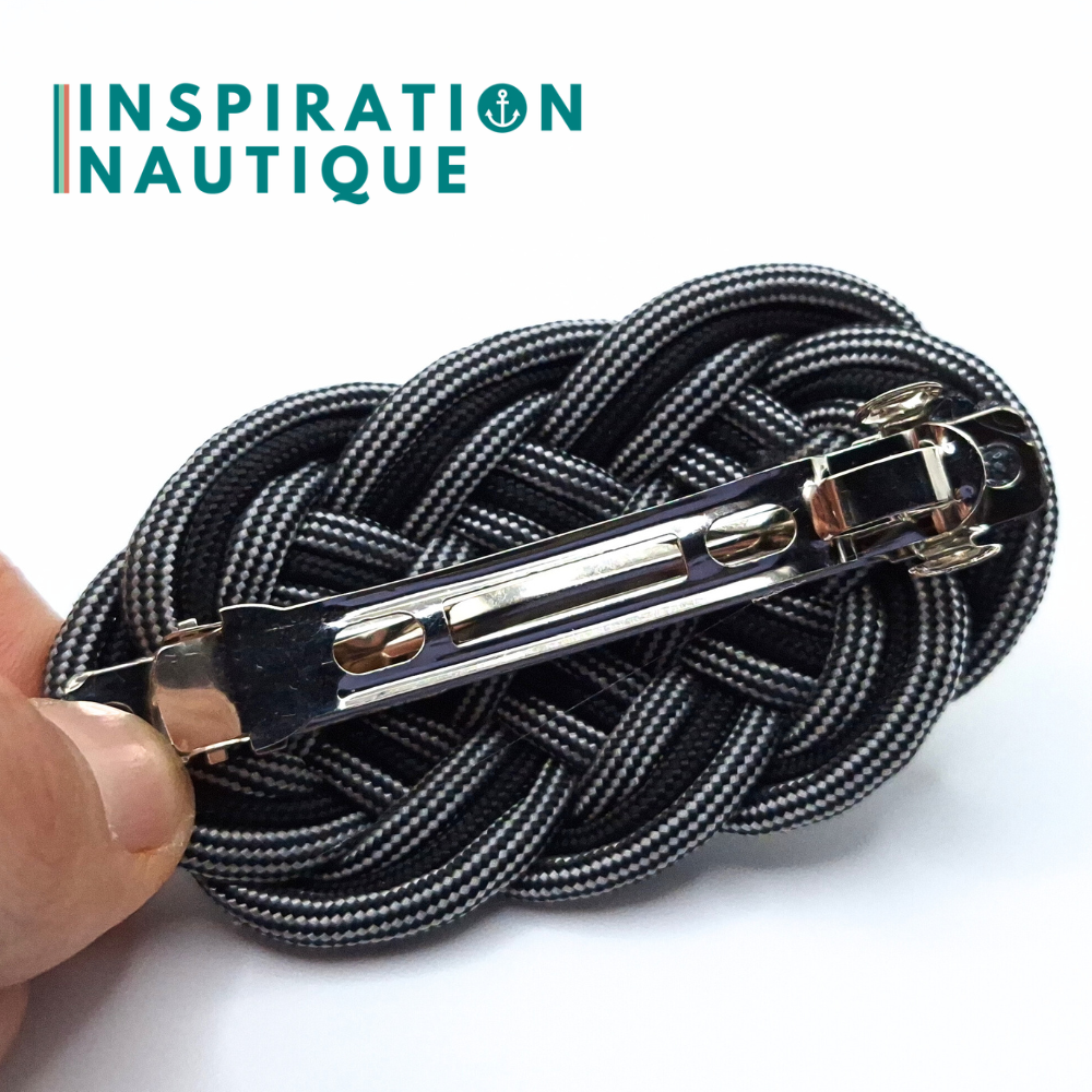 Barrette au style marin composée d'une baderne en paracorde 550, Noir et argenté ligné, et noir ligné