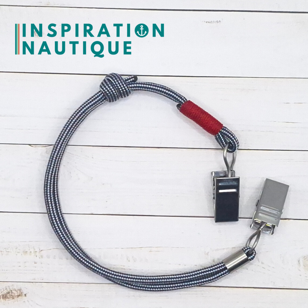 Cordon tempête pour chapeau en paracorde 550 et acier inoxydable, ajustable, Marine et blanc ligné, Surliure rouge