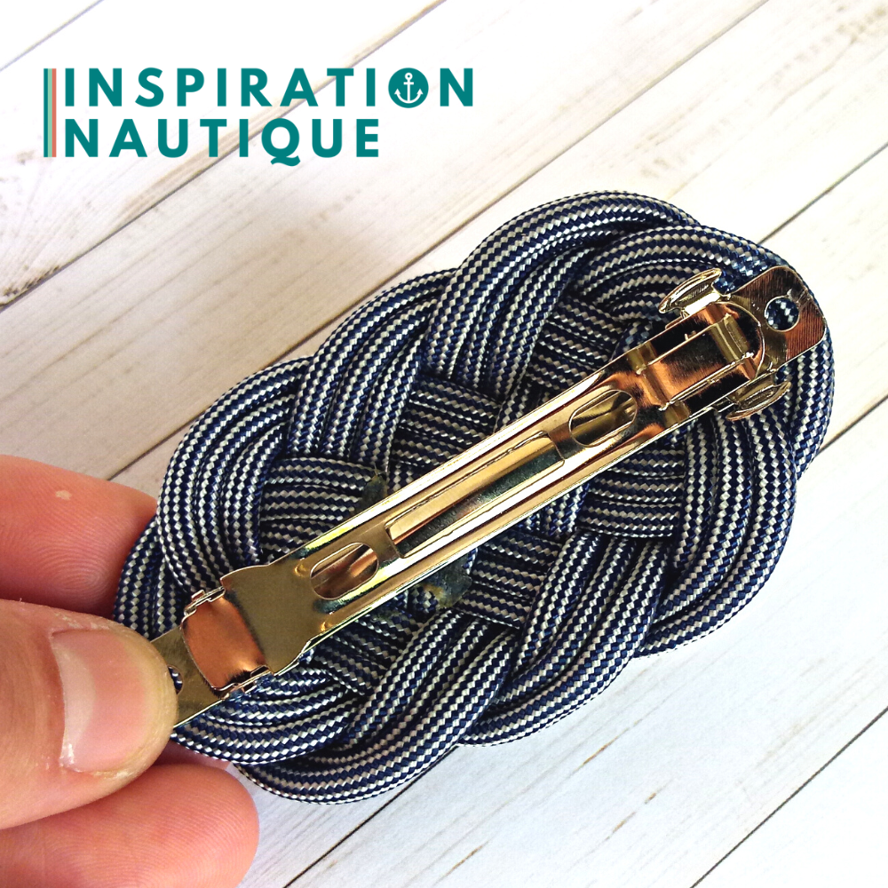 Ocean plait mat marine-style hair clip made of 550 Paracord, Navy Blue and White Stripes