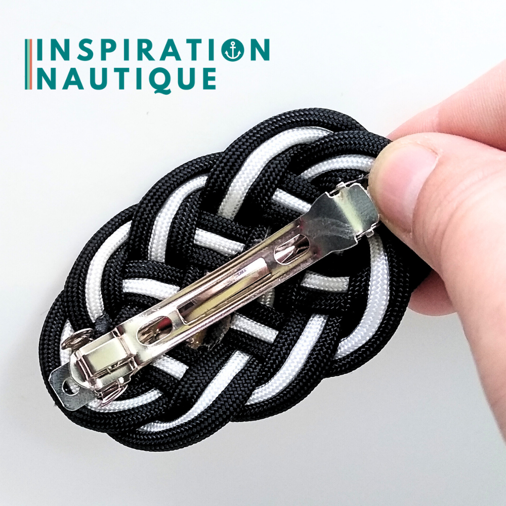 Barrette au style marin composée d'une baderne en paracorde 550, noir et blanc