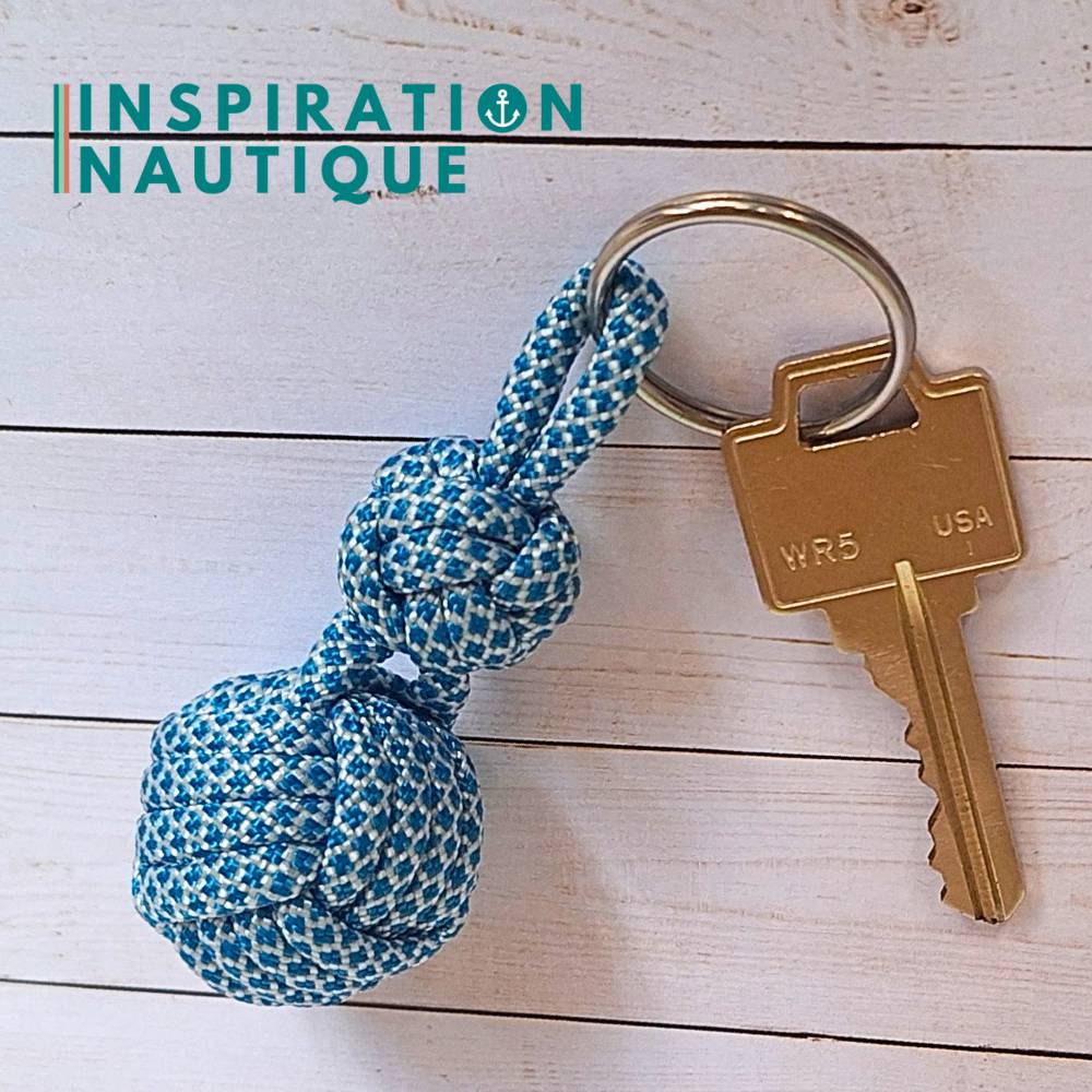Porte-clé noeud poing de singe et double noeud de sifflet de bosco, Bleu Caraïbes et blanc diamants