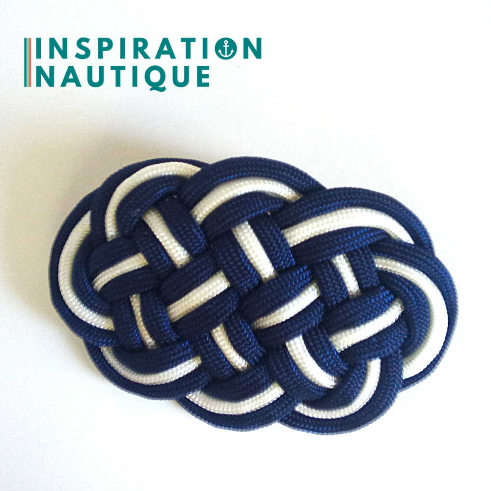Barrette au style marin composée d'une baderne en paracorde 550, Marine et blanche