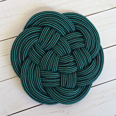 Turquoise et noir ligné
