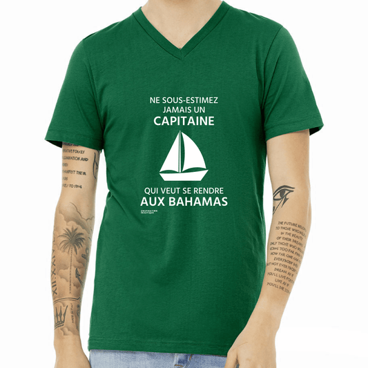 T-shirt unisexe col en V - Ne sous-estimez jamais un capitaine qui veut se rendre aux Bahamas (voilier) - Visuel blanc