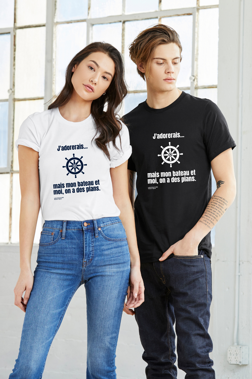 T-shirt unisexe col rond - J'adorerais... mais mon bateau et moi, on a des plans (roue) - Visuel marine