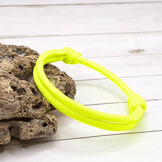 Bracelet simple avec noeuds de pêcheur, Jaune fluo