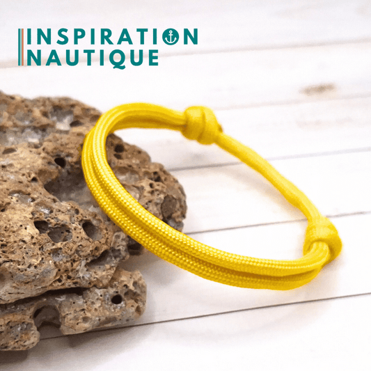 Bracelet simple avec noeuds de pêcheur, Jaune