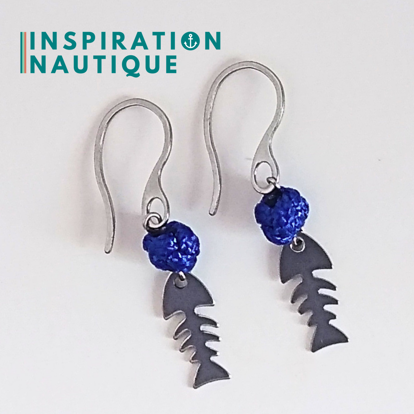 Boucles d'oreilles avec bille en corde et poisson en acier inoxydable, Bleu