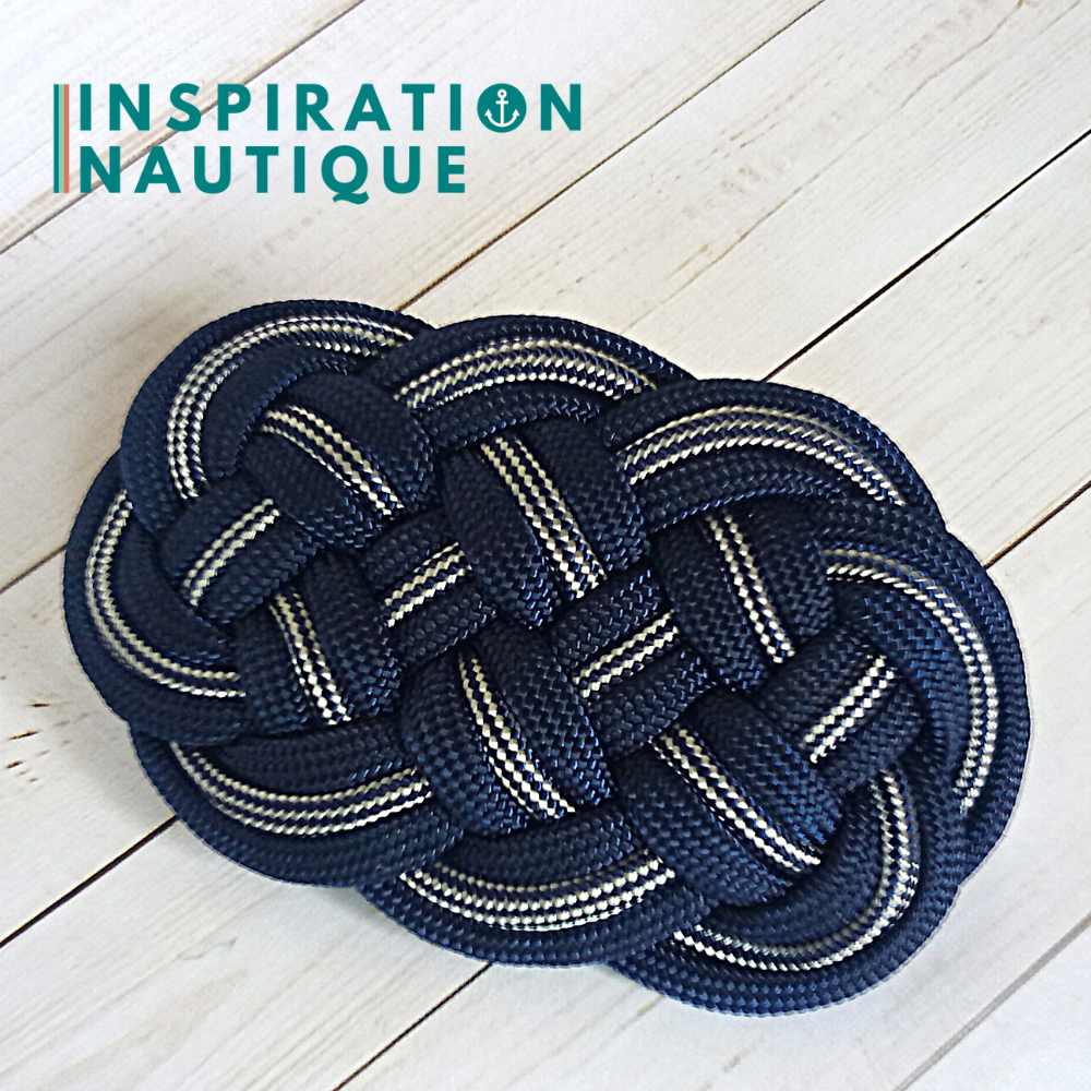 Ocean plait mat marine-style hair clip made of 550 Paracord, Navy Blue, and Navy Blue and White Stripes