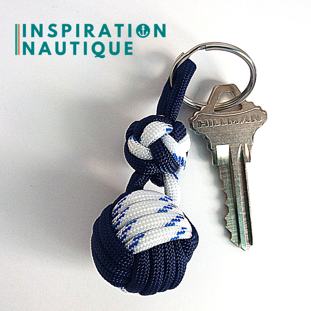 Key ring monkey fist knot and double bosun's whistle knot, Navy and white with blue tracer