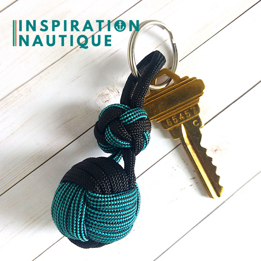 Porte-clé noeud poing de singe et double noeud de sifflet de bosco, Turquoise et noir, ligné, avec accent noir